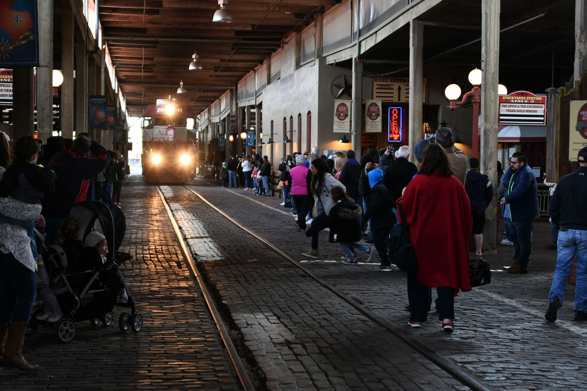 037 The train arrives at Stockyard Station.JPG